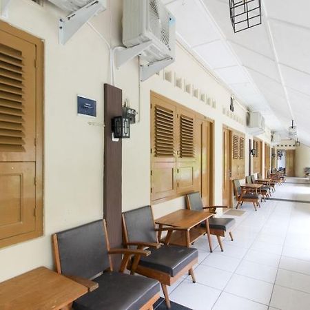 Reddoorz Near Rs Sarjito Yogyakarta Hotel Екстериор снимка