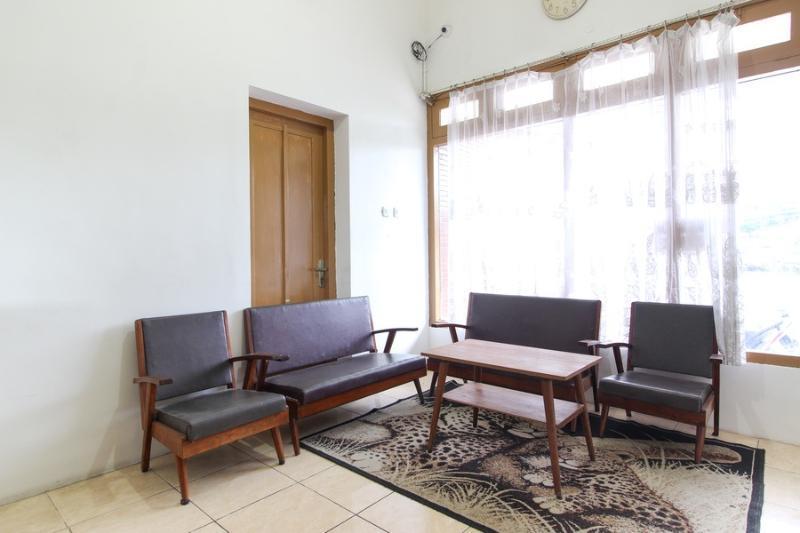 Reddoorz Near Rs Sarjito Yogyakarta Hotel Екстериор снимка