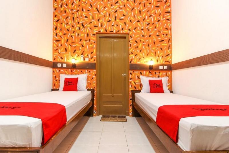 Reddoorz Near Rs Sarjito Yogyakarta Hotel Екстериор снимка
